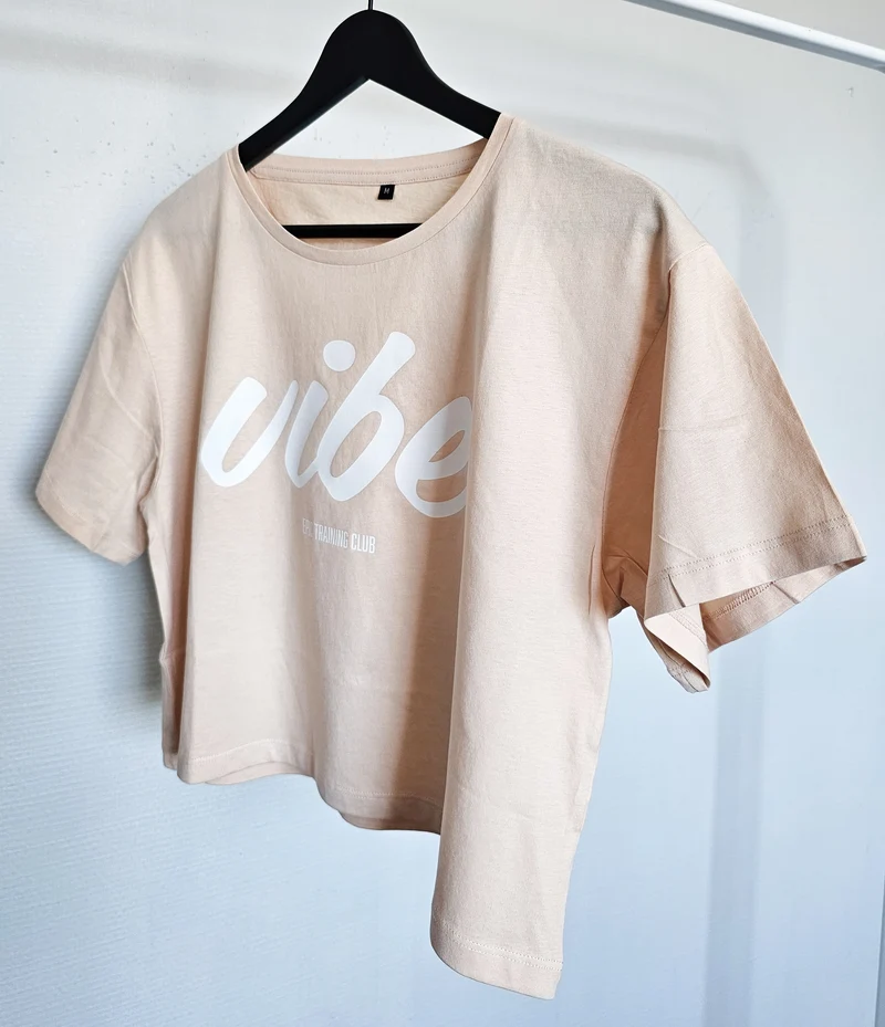 Vibe Crop Tee (Sand)
