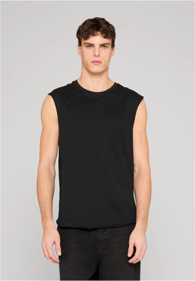 UC Edge Sleeveless Tee
