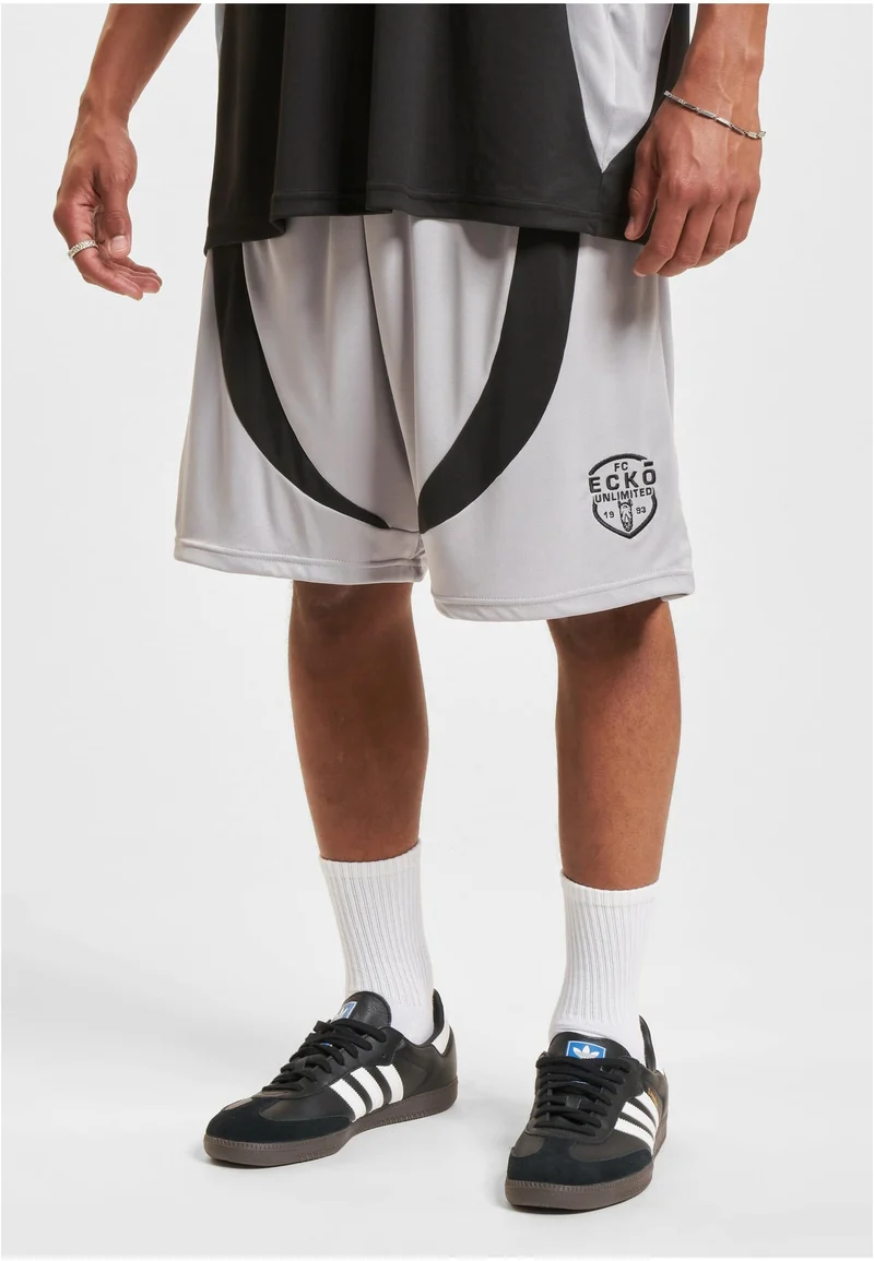 Ecko Unltd Cuts Shorts