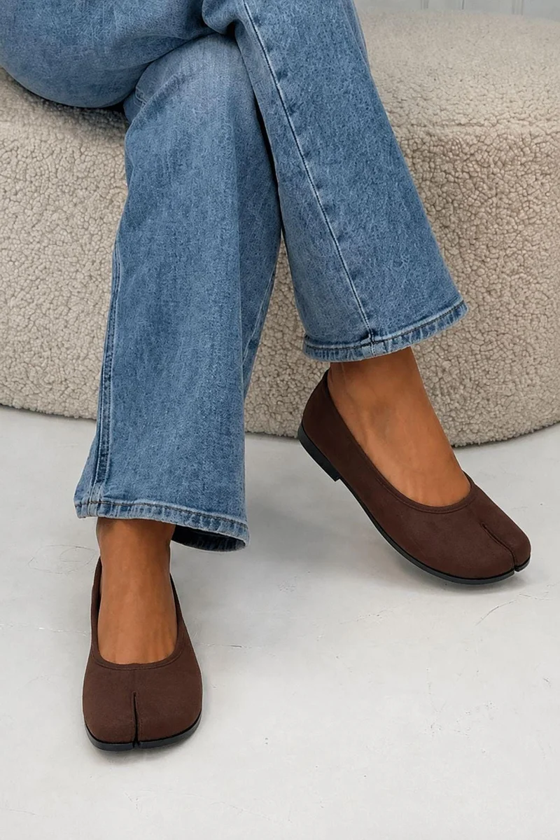 Bloom - Gentian Ballet Flats - Dark Maroon