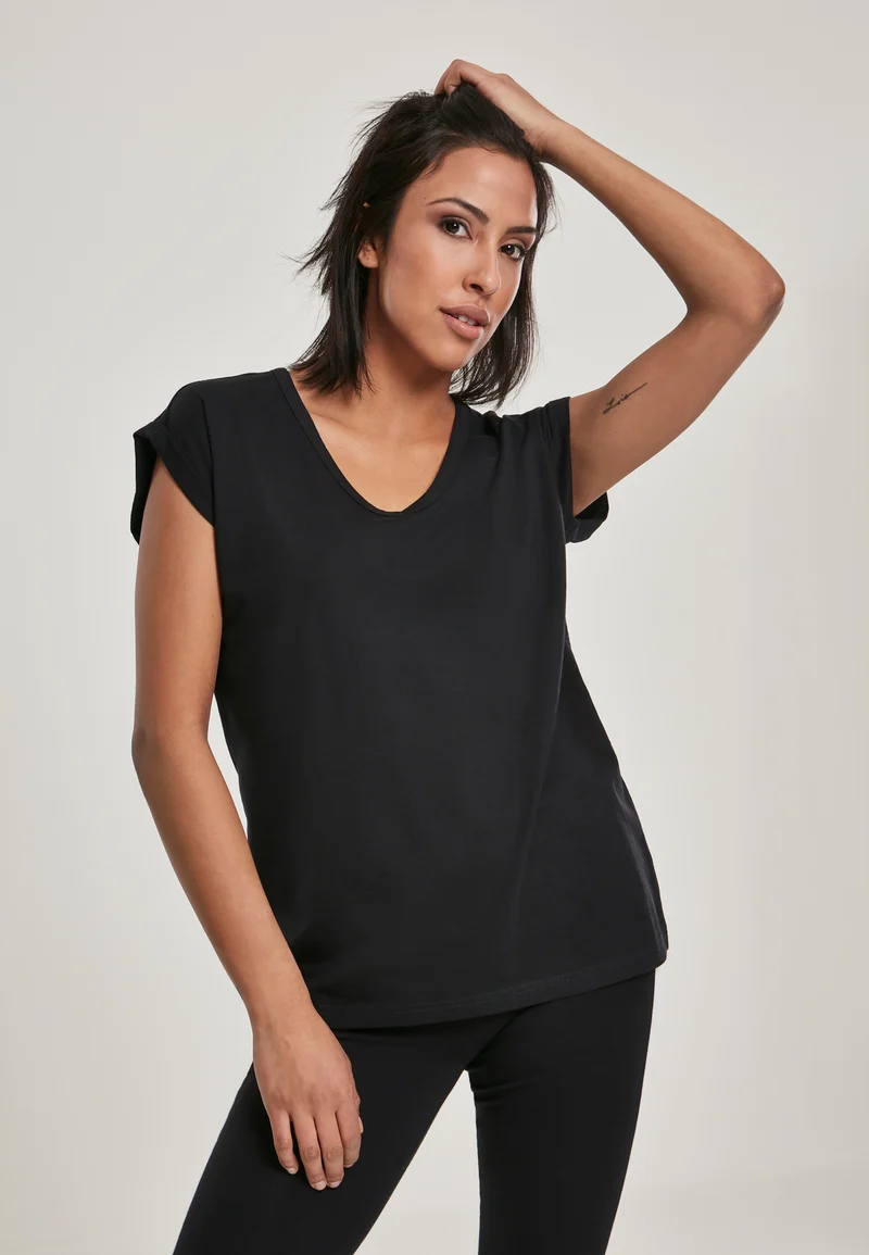 UC Round V-Neck Extended Shoulder Tee