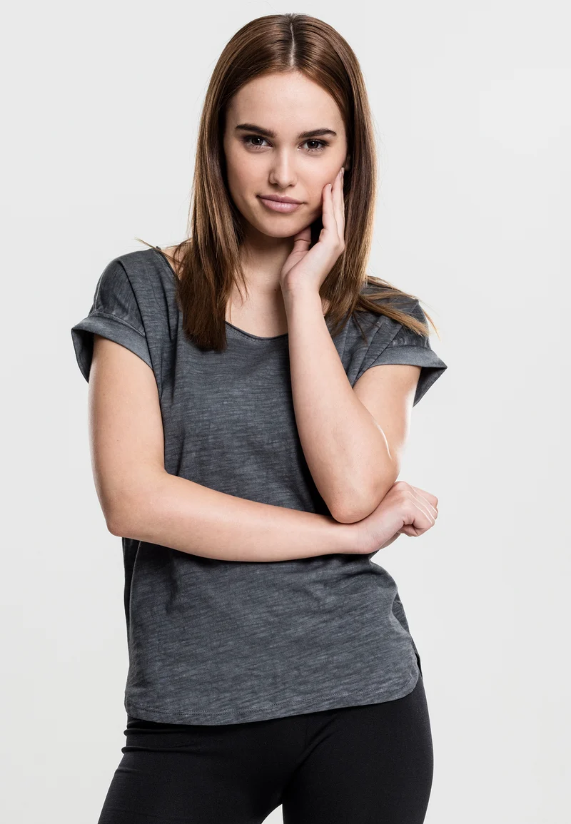 UC Long Back Shaped Spray Dye Tee