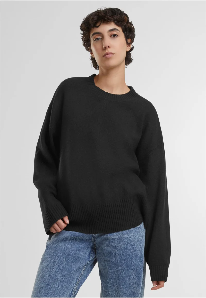 UC Soft Oversized Sweater