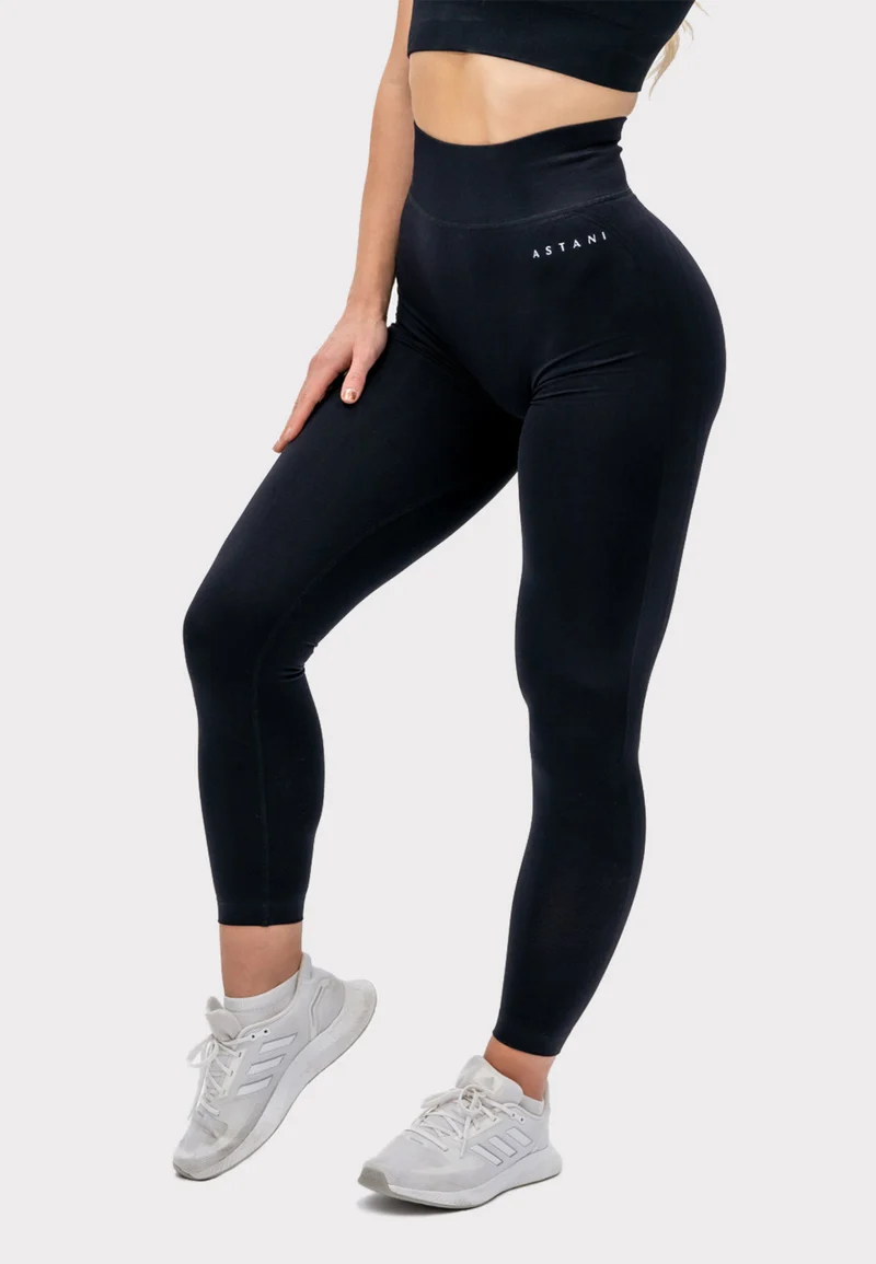 A EVE Seamless Tights - Svart