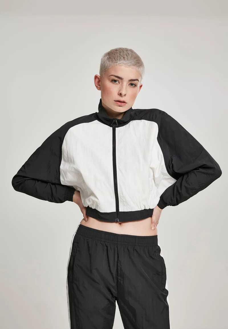 UC Short Raglan Crinkle Batwing Jacket