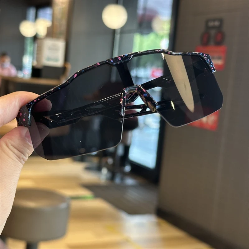 Kletshuts™ KidsSunglasses 1+1 GRATIS - Barnens Premium Stiliga Sportsolglasögon