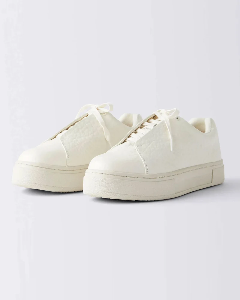 Doja Sneakers